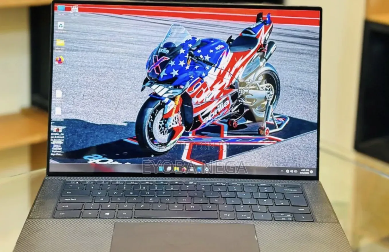 New Laptop Dell Precision 5560 16GB Intel Core i7 SSD 512GB