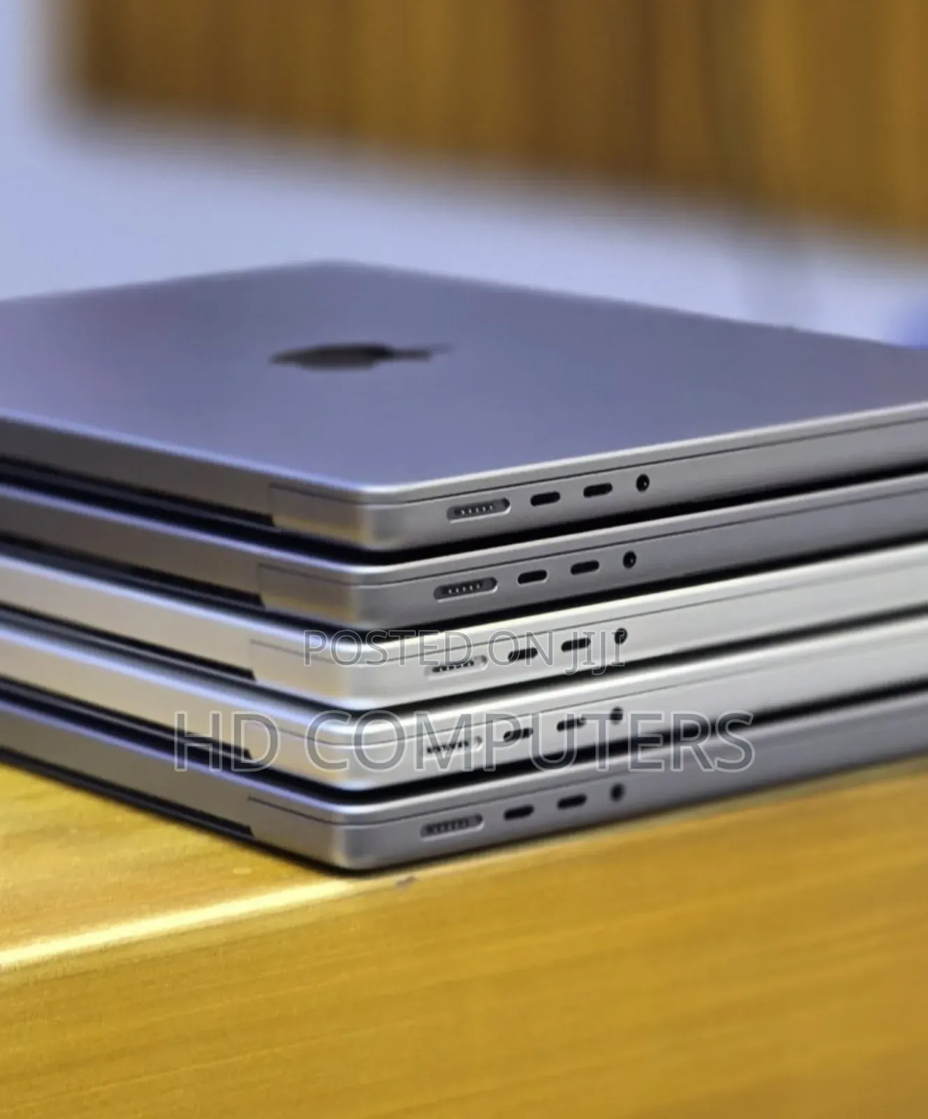 New Laptop Apple MacBook Pro M1 16GB Apple M1 Pro SSD 512GB