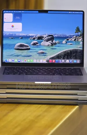 New Laptop Apple MacBook Pro M1 16GB Apple M1 Pro SSD 512GB