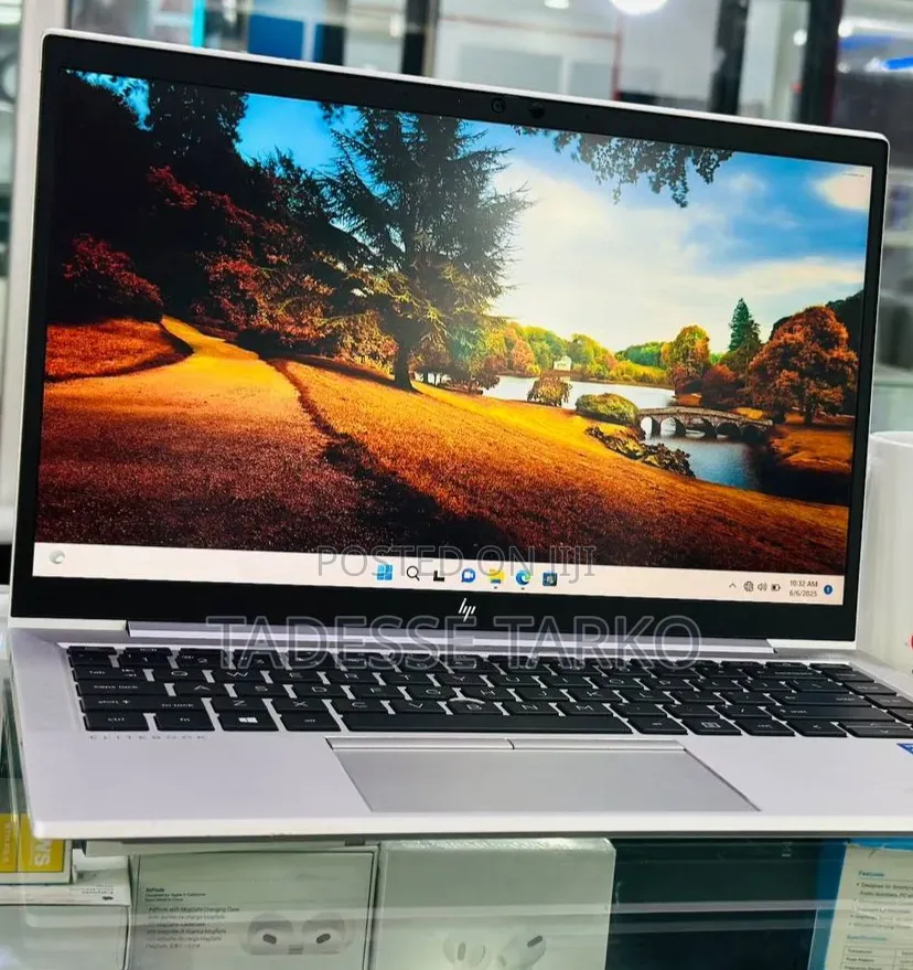 New Laptop HP EliteBook 840 G8 16GB Intel Core i5 SSD 512GB