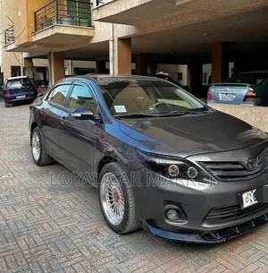 Toyota Corolla 2011 Gray