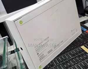 New Laptop Apple MacBook Air 2026 M5 13-inch 16GB Apple M5 SSD 512GB