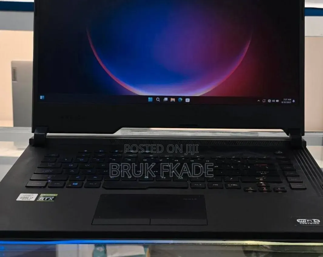 New Laptop Asus ROG Strix G15 16GB Intel Core i7 SSD 512GB