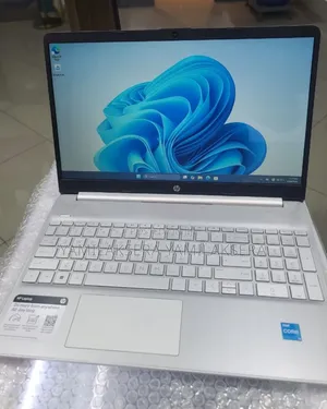 New Laptop HP Stream Notebook 8GB Intel Core 3 SSD 256GB