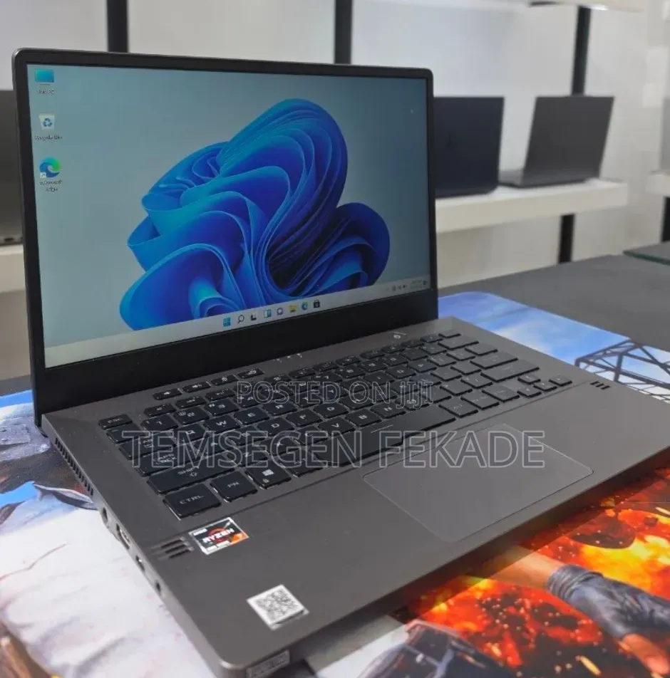 New Laptop Asus Zenbook 14 UX434 16GB AMD Ryzen 7 SSD 512GB