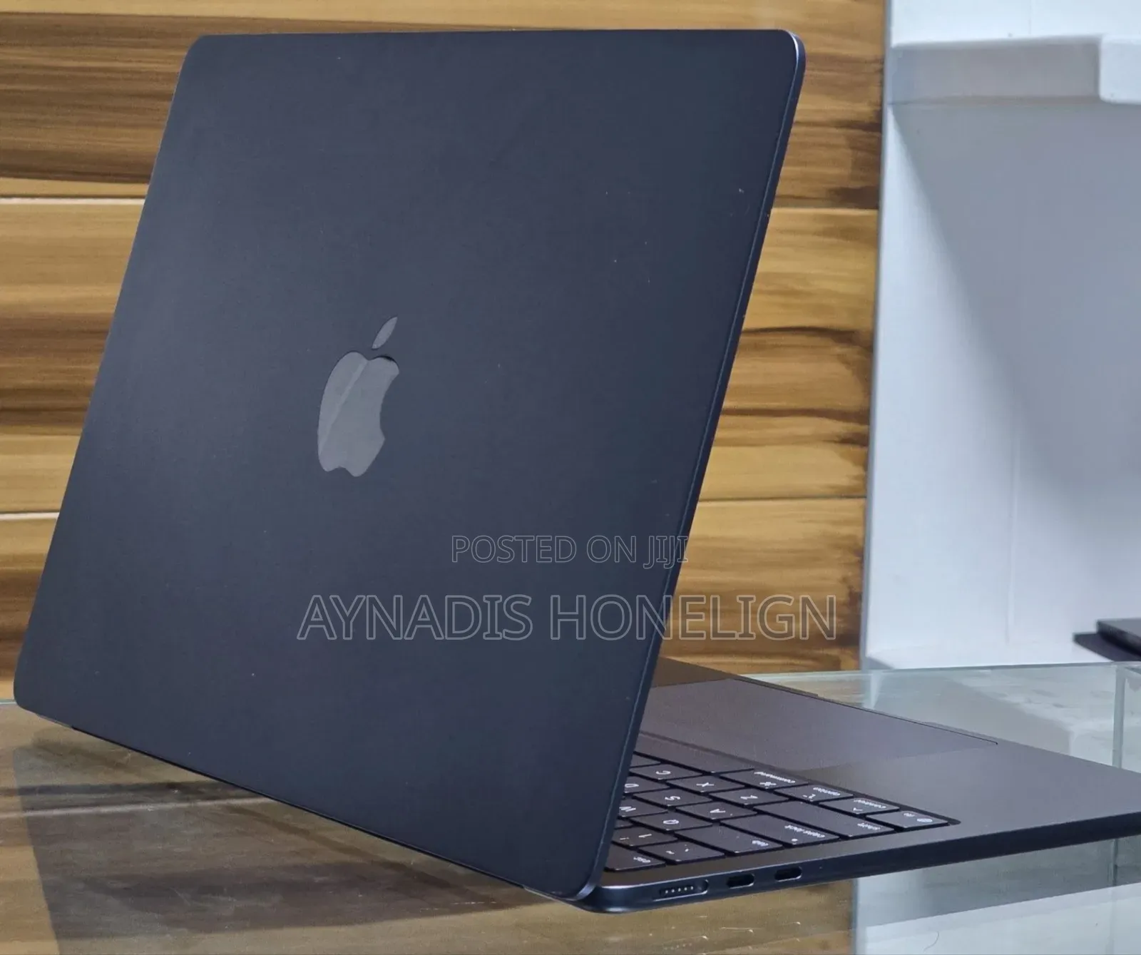 New Laptop Apple MacBook Air 16GB Apple M4 SSD 256GB