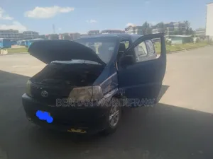 Toyota HiAce 2008 Blue