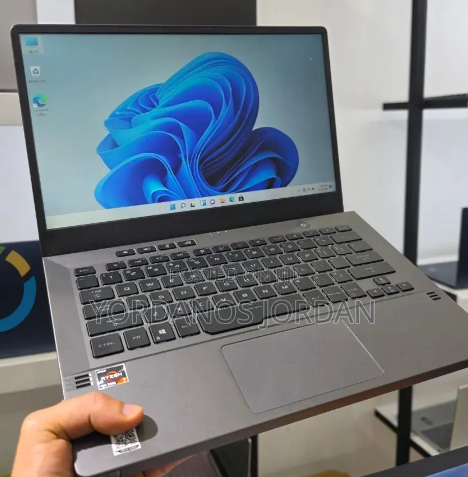 New Laptop Asus ROG Zephyrus G14 16GB AMD Ryzen 7 SSD 512GB