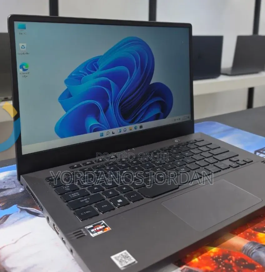 New Laptop Asus ROG Zephyrus G14 16GB AMD Ryzen 7 SSD 512GB