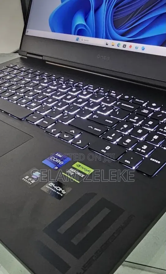 New Laptop HP Omen 16 16GB Intel Core i9 SSD 1T