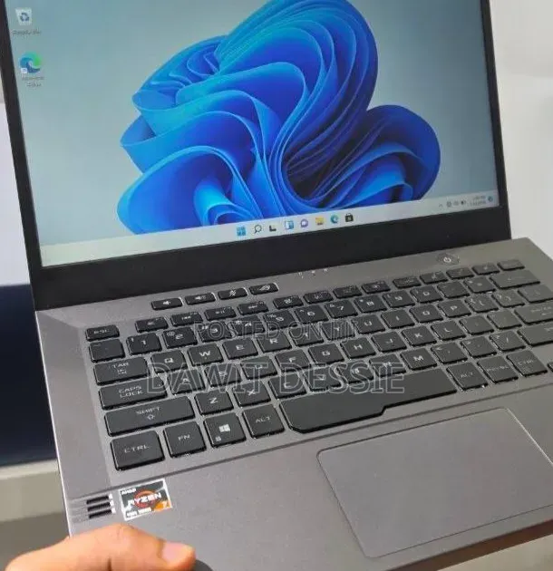 Laptop Asus ROG Zephyrus G15 16GB AMD Ryzen 7 SSD 512GB