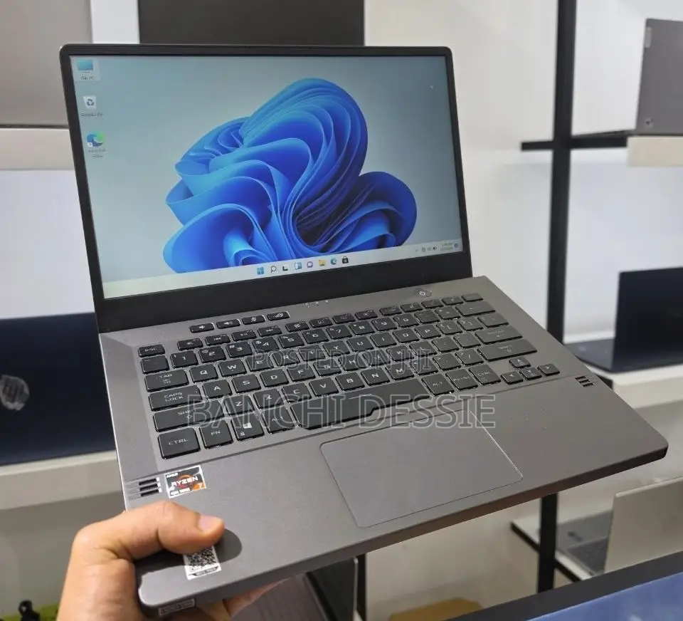 New Laptop Asus ROG Zephyrus G15 16GB AMD Ryzen 7 SSD 512GB