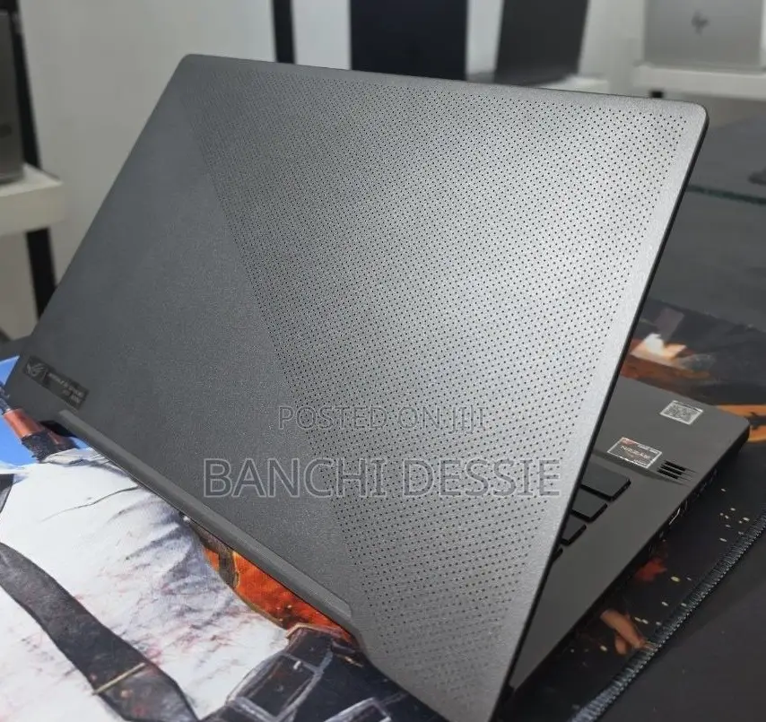 New Laptop Asus ROG Zephyrus G15 16GB AMD Ryzen 7 SSD 512GB