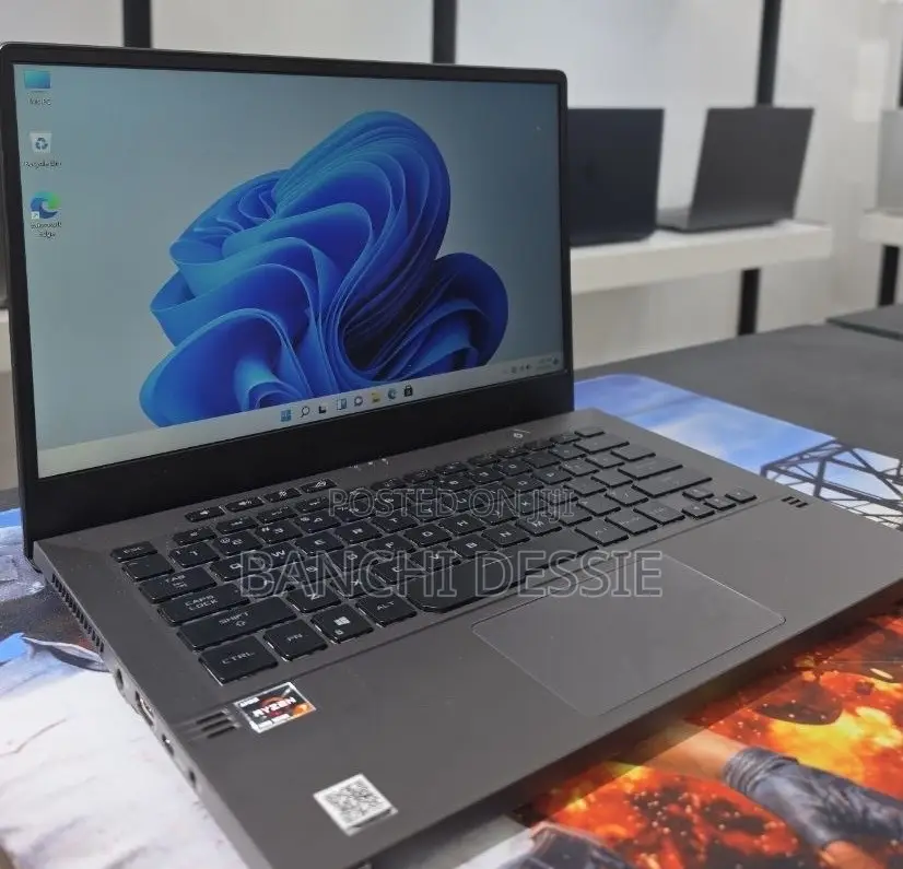 New Laptop Asus ROG Zephyrus G15 16GB AMD Ryzen 7 SSD 512GB