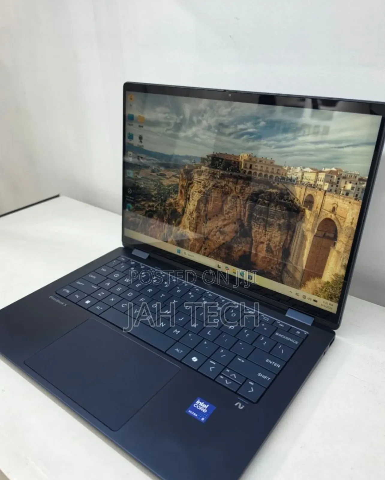 New Laptop HP OmniBook 5 14" 16GB Intel Core Ultra 5 SSD 512GB