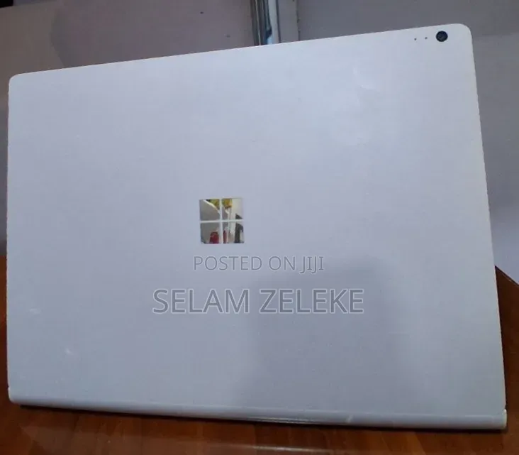 New Laptop Microsoft Surface Book 2 16GB Intel Core i7 SSD 512GB