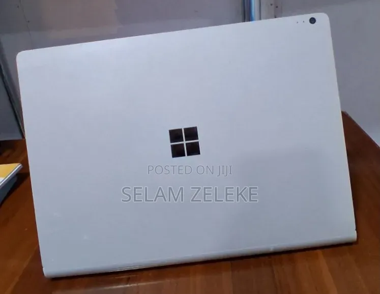 New Laptop Microsoft Surface Book 2 16GB Intel Core i7 SSD 512GB