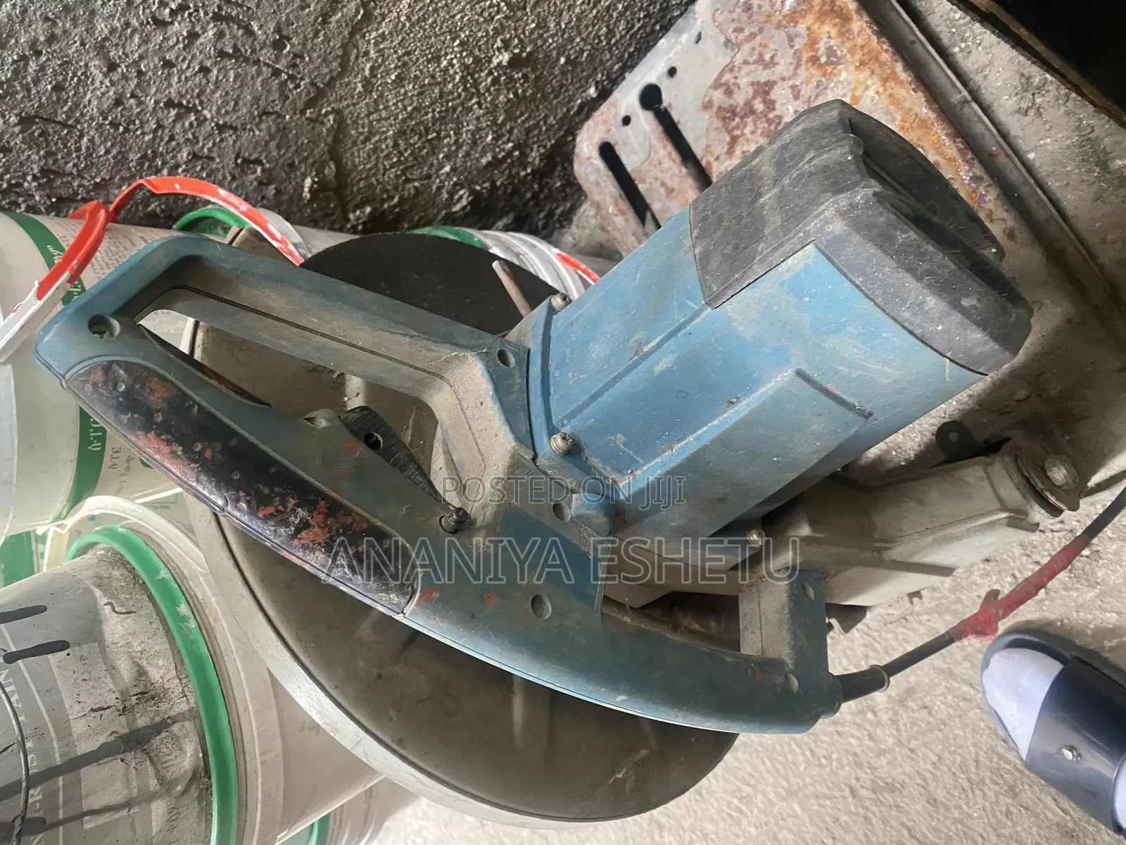 Metal Cutting Machine – Good Working Condition