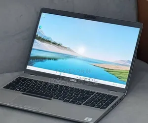 New Laptop Dell 8GB Intel Core i5 SSHD (Hybrid) 256GB