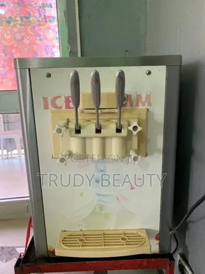 Ice Cream Machine