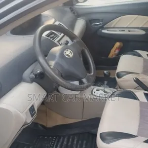 Toyota Yaris 2008 Gray