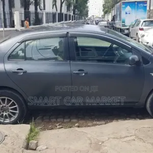 Toyota Yaris 2008 Gray