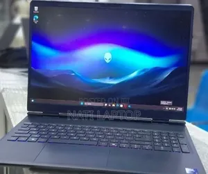 New Laptop Alienware X16 32GB Intel Core Ultra 9 SSD 1T