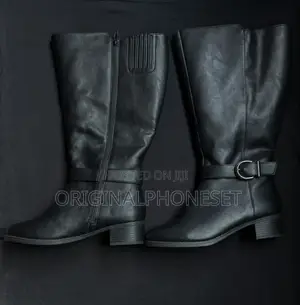 Black Boots for Women (From Canada )
