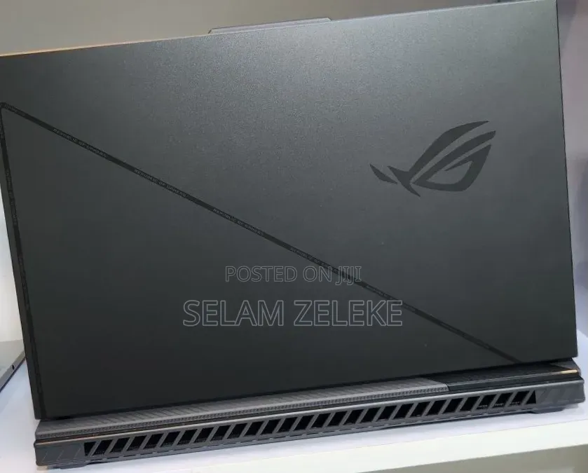 New Laptop Asus 32GB Intel Core i9 SSD 1T