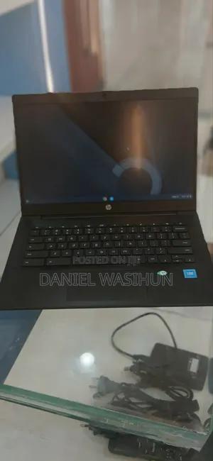 New Laptop HP Chromebook 14 4GB Intel Celeron SSD 32GB