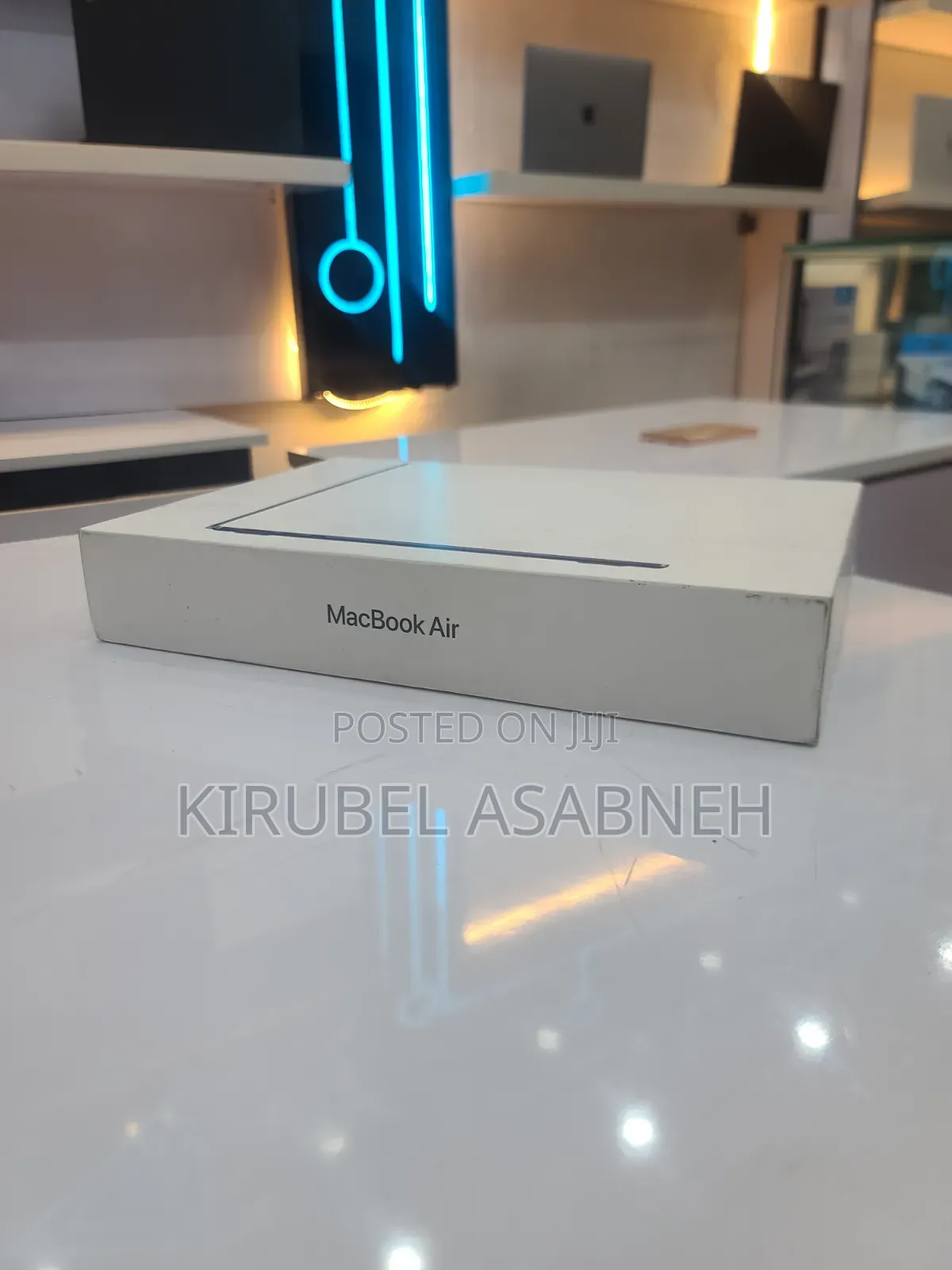 New Laptop Apple MacBook Air 2026 M5 13-inch 16GB Apple M5 SSD 512GB