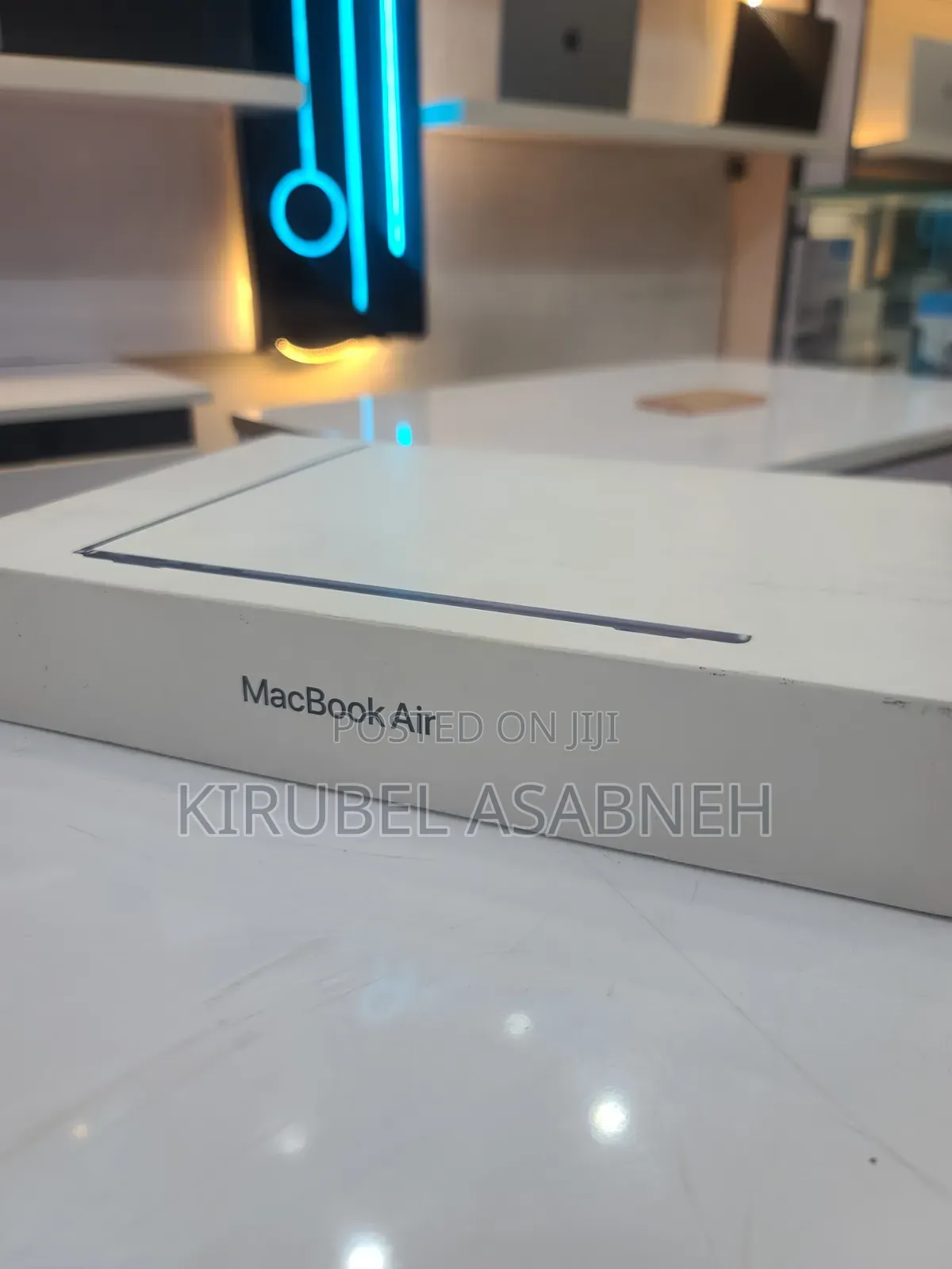 New Laptop Apple MacBook Air 2026 M5 13-inch 16GB Apple M5 SSD 512GB