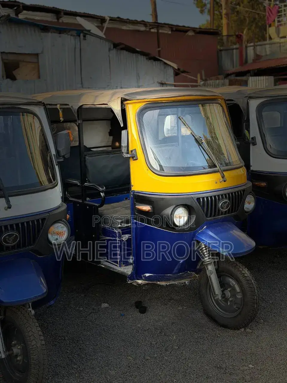 New Bajaj 2023 Black