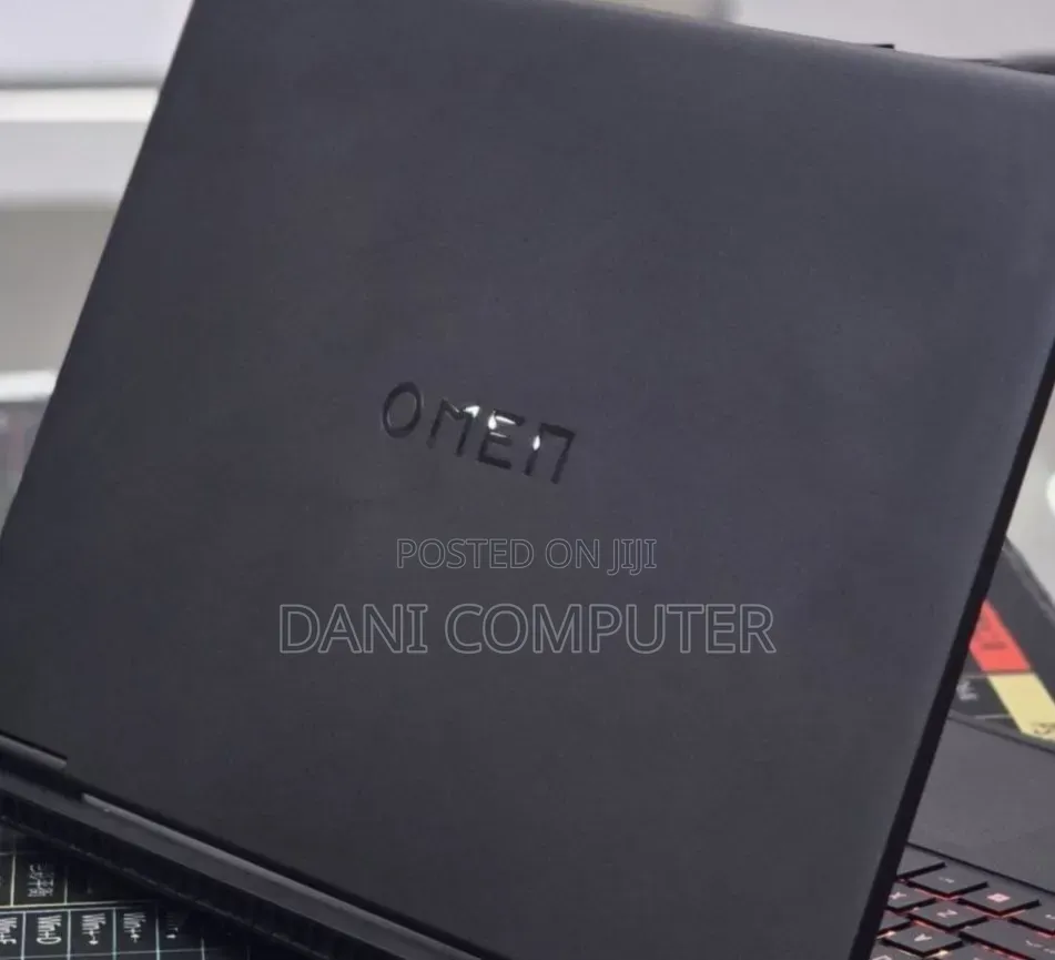 New Laptop HP Omen 16 16GB Intel Core i7 SSD 1T
