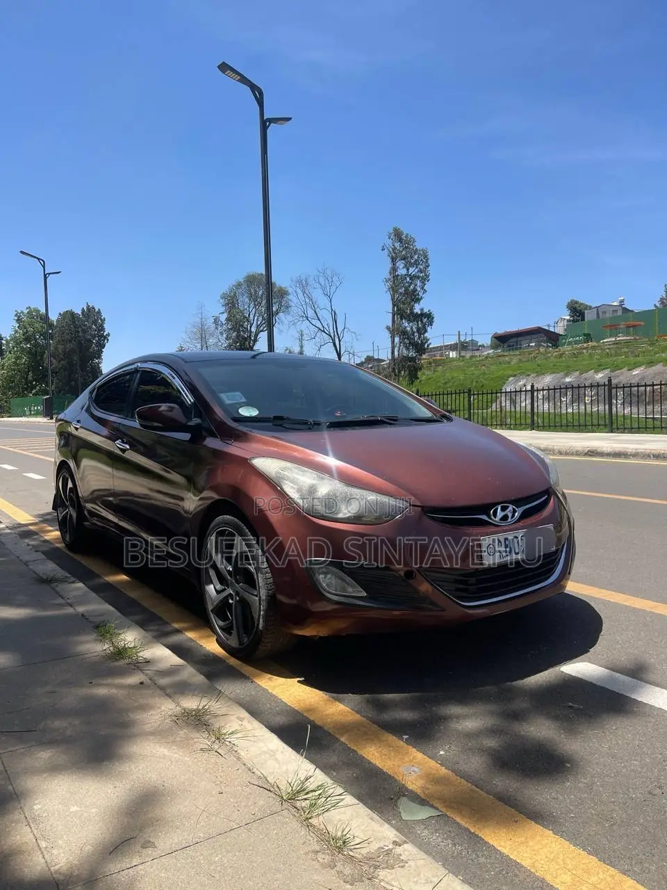 Hyundai Avante 2013 Brown