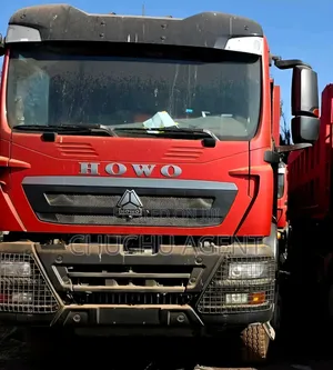 New Sinotruk Howo 2025 Red
