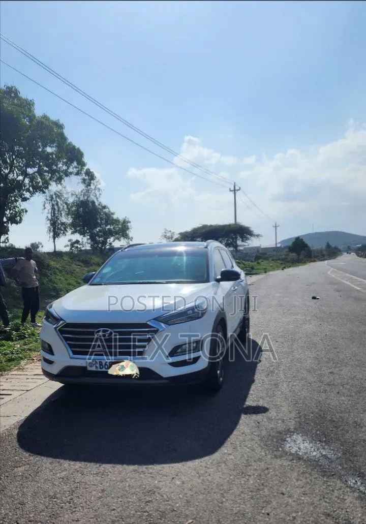 Hyundai Tucson 2020 White