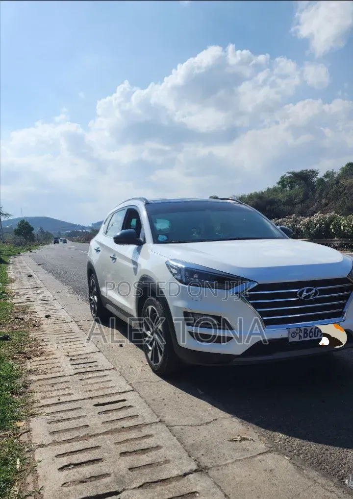 Hyundai Tucson 2020 White