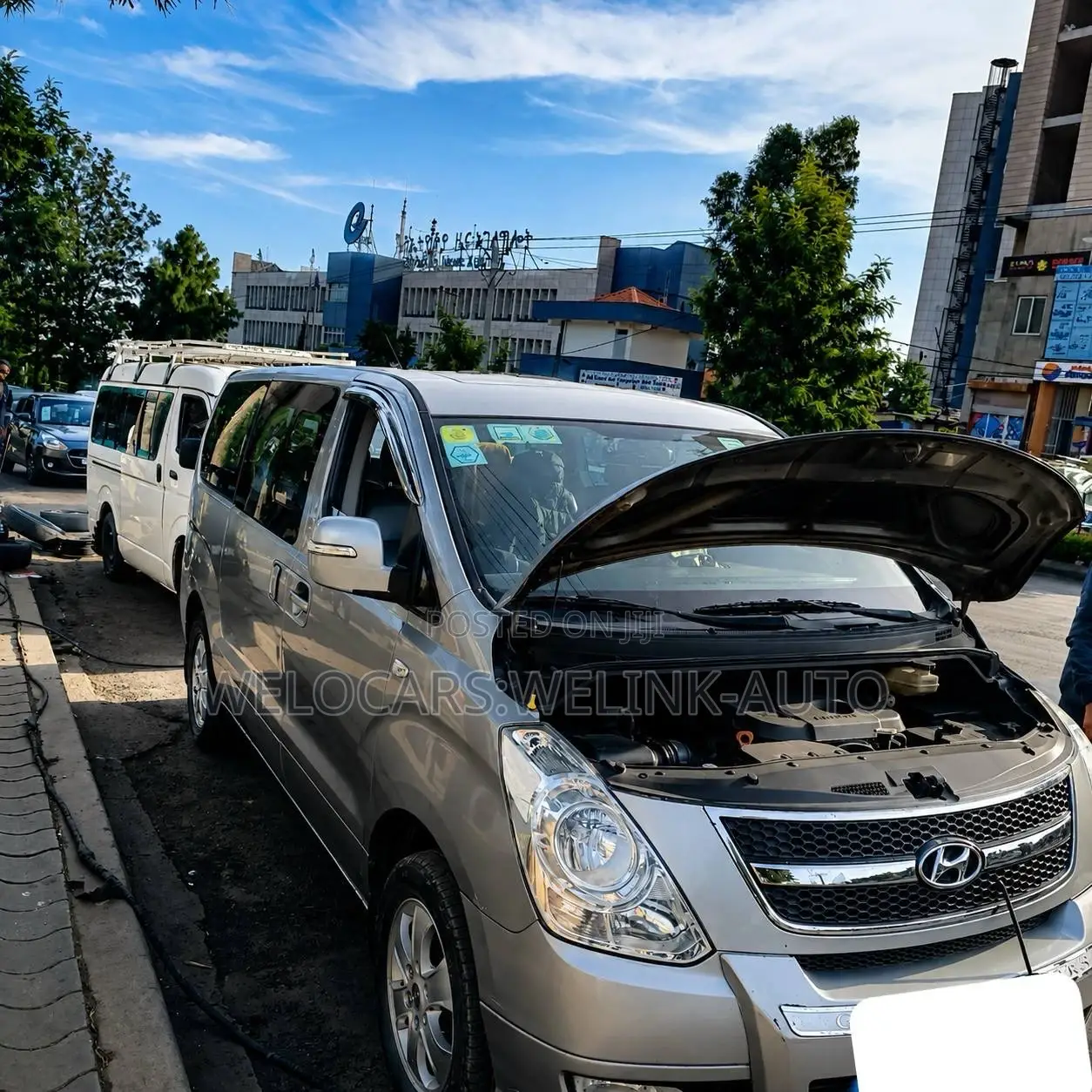 Hyundai H1 2015 Silver
