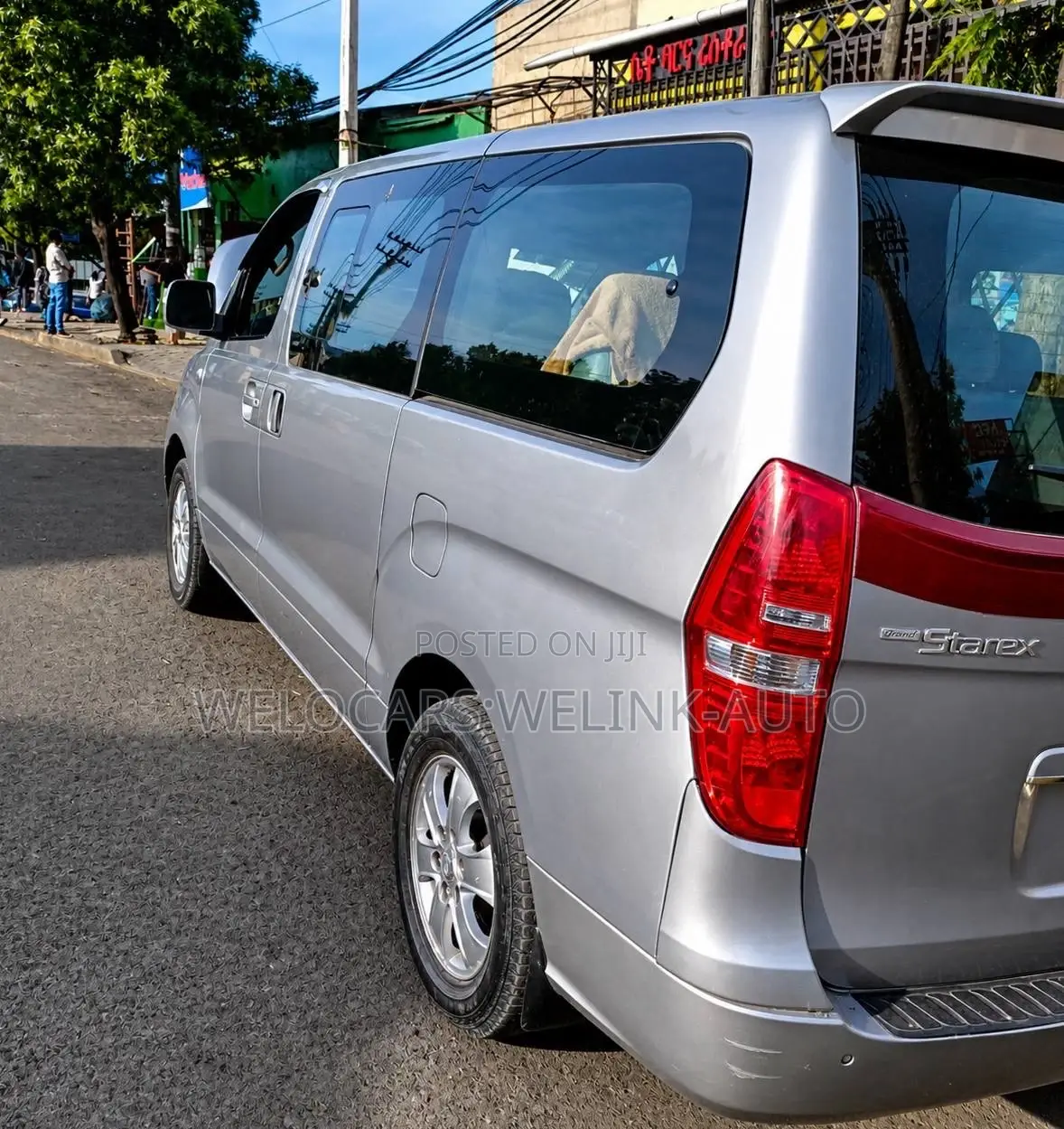 Hyundai H1 2015 Silver