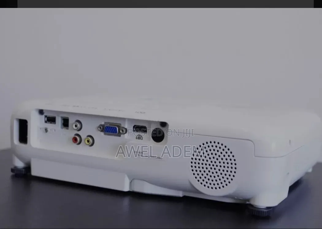 Epson Eb-S05 Hd 3lcd 3200 Lumens Svga Projector