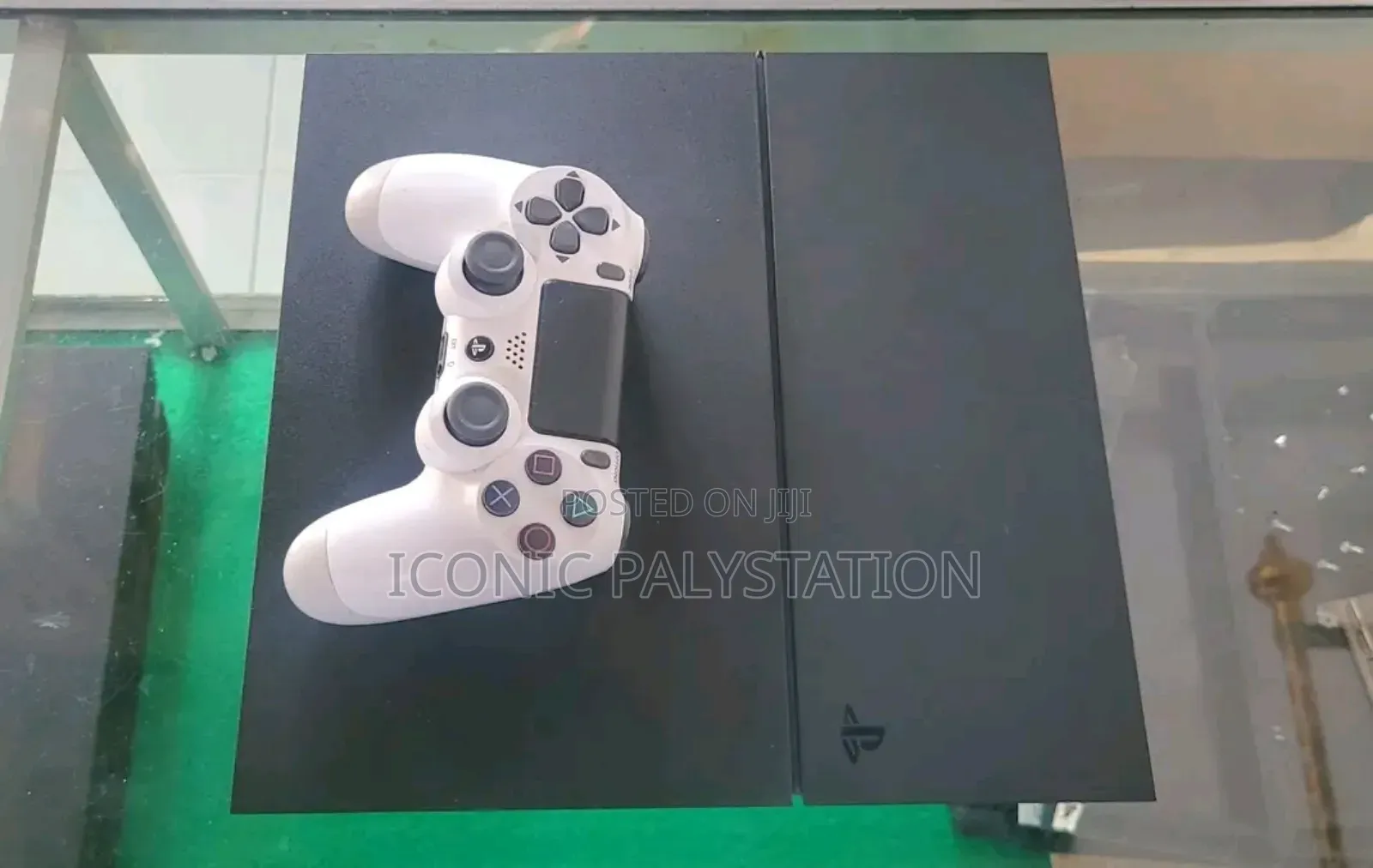 Iconic Playstation Ps4 for Online Gamers