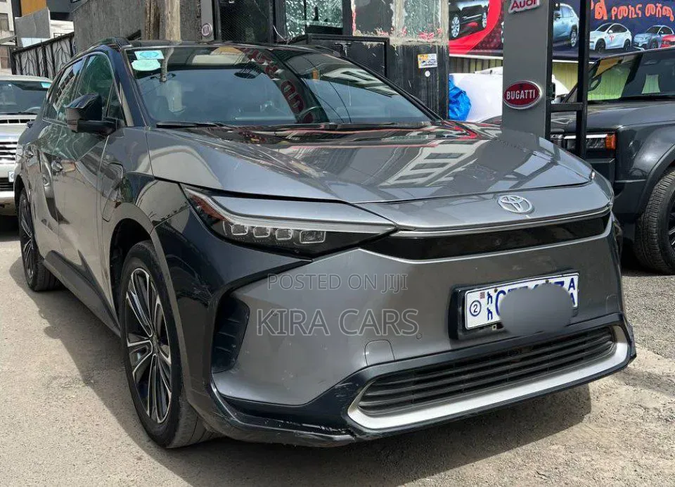 Toyota bZ4X 2023 Gray