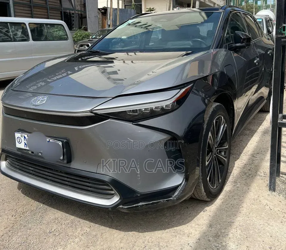 Toyota bZ4X 2023 Gray