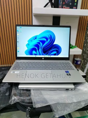 New Laptop HP Stream Notebook 16GB Intel Core i7 SSD 1T