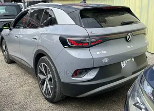 Volkswagen ID.4 2023 Gray