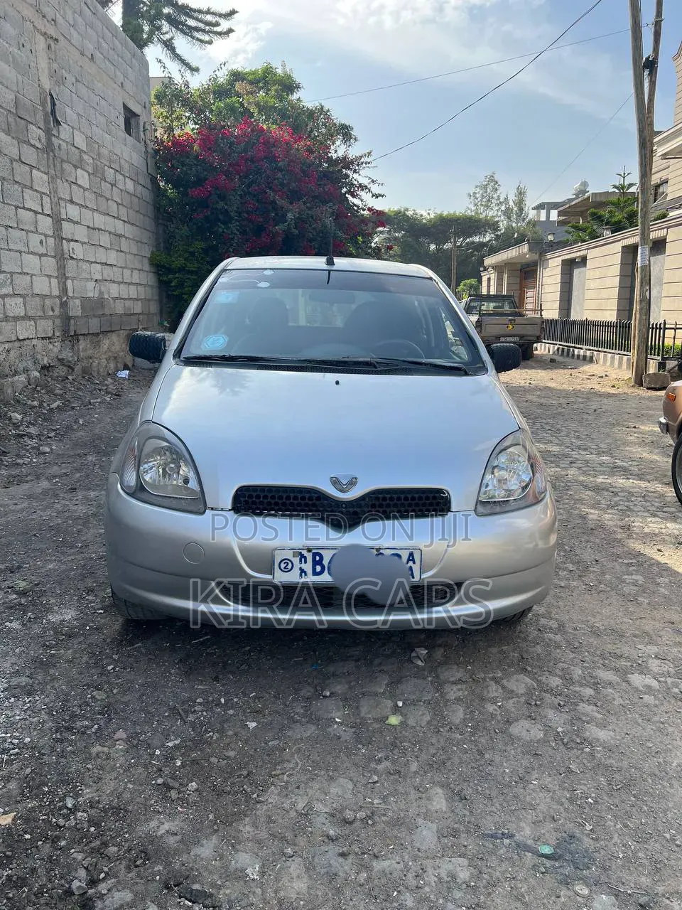 Toyota Vitz 2001 Silver