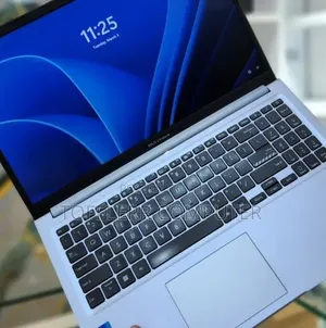 New Laptop Asus VivoBook 15 X505BA 16GB Intel Core i7 SSD 512GB