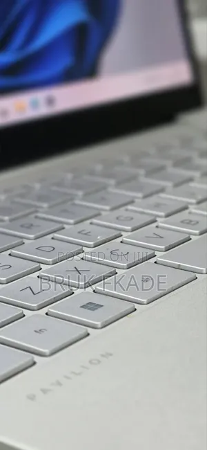 New Laptop HP Pavilion 14 16GB Intel Core i5 SSD 1T
