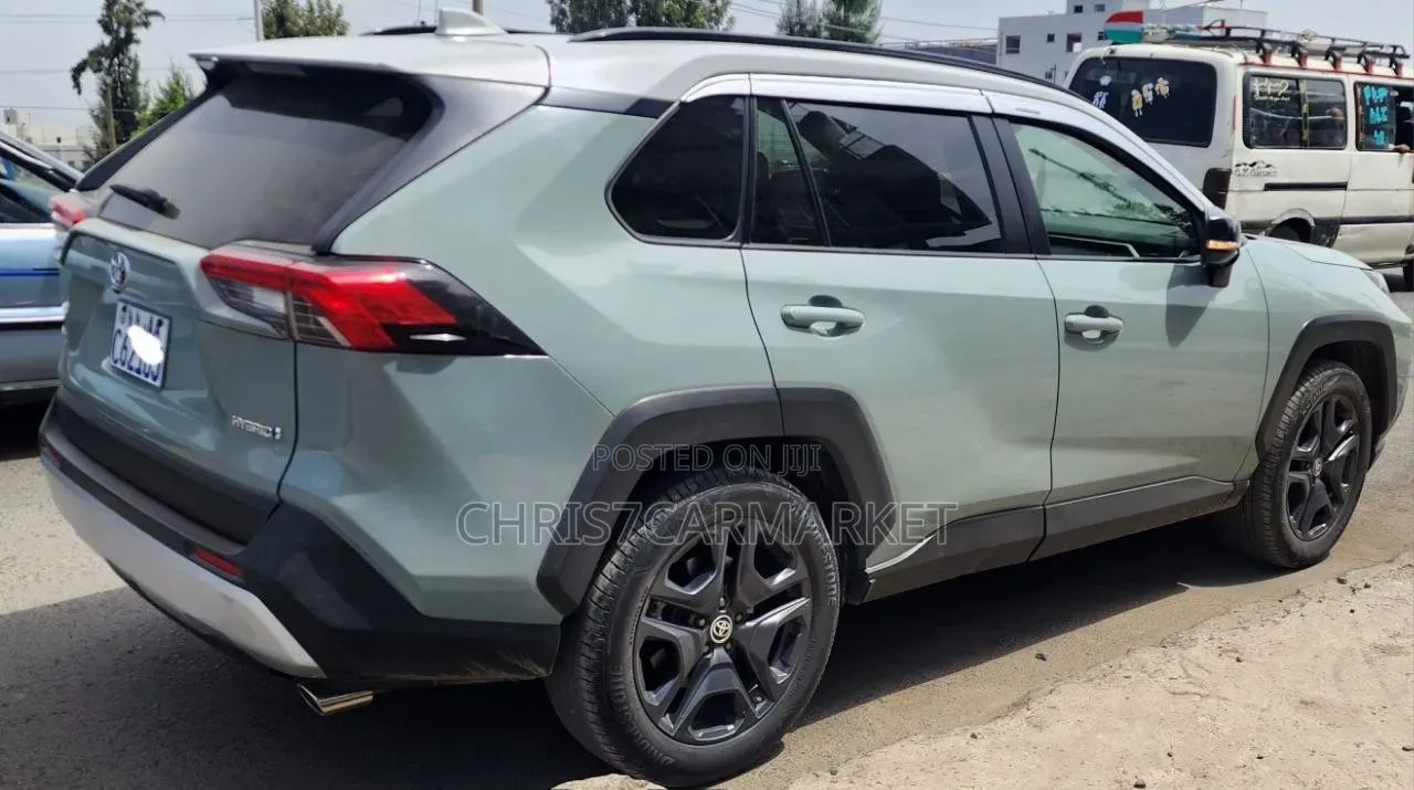 Toyota RAV4 Adventure AWD 2023 Gray